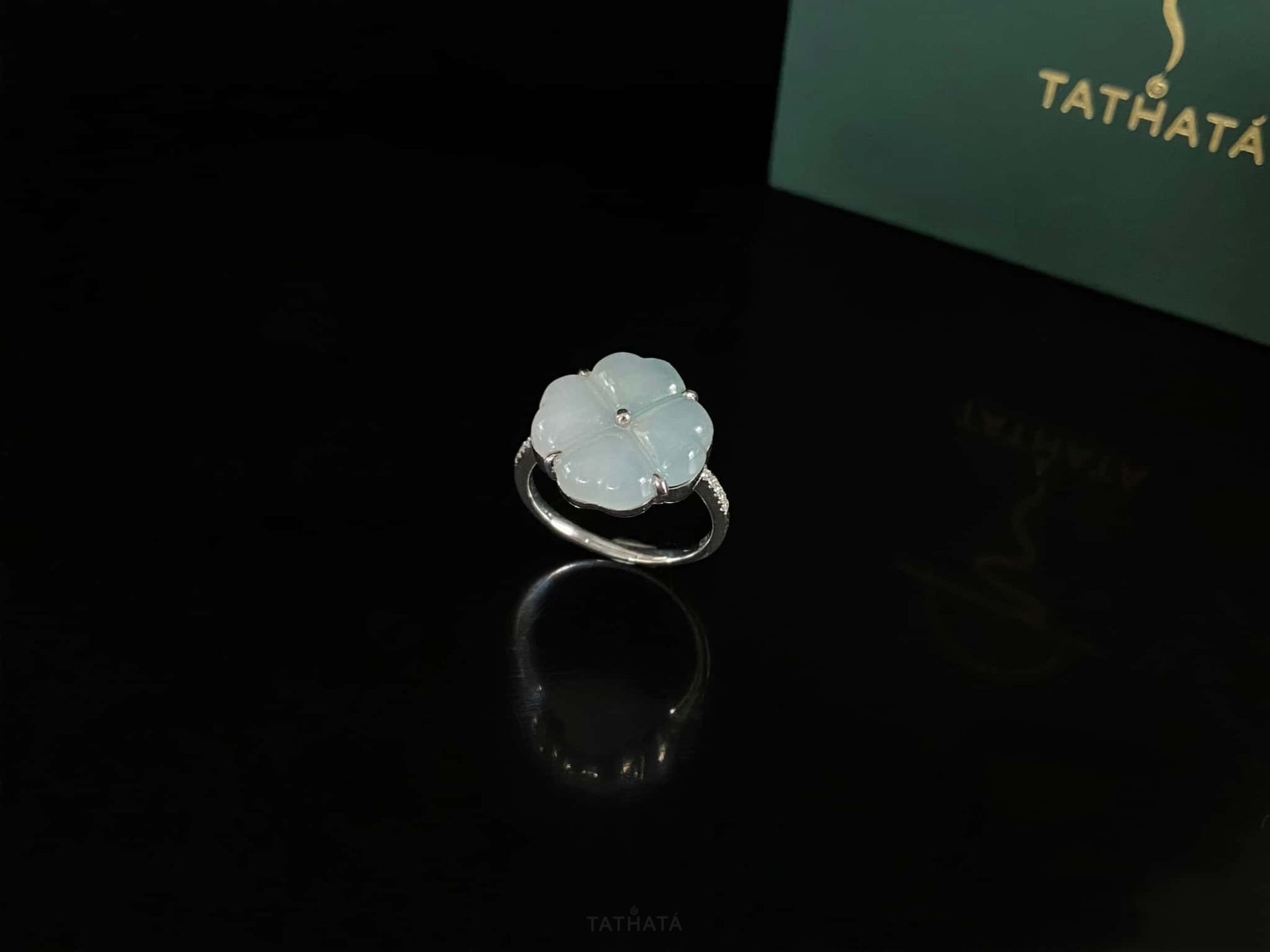 Misty Stream Green Lucky · Nature Burmese Jadeite Ring (18mm)