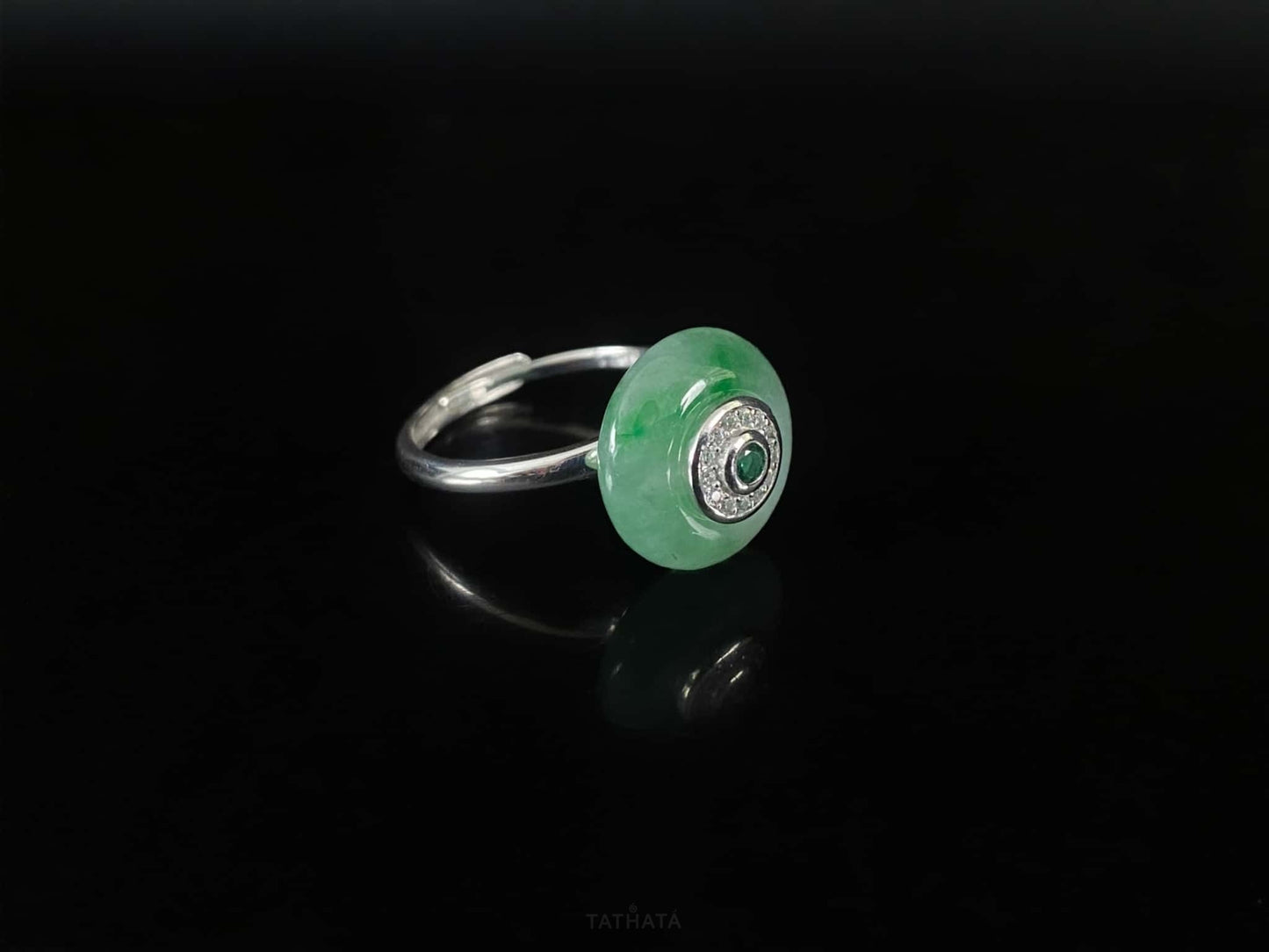 Misty Spring Green · Nature Burmese Jadeite Ring