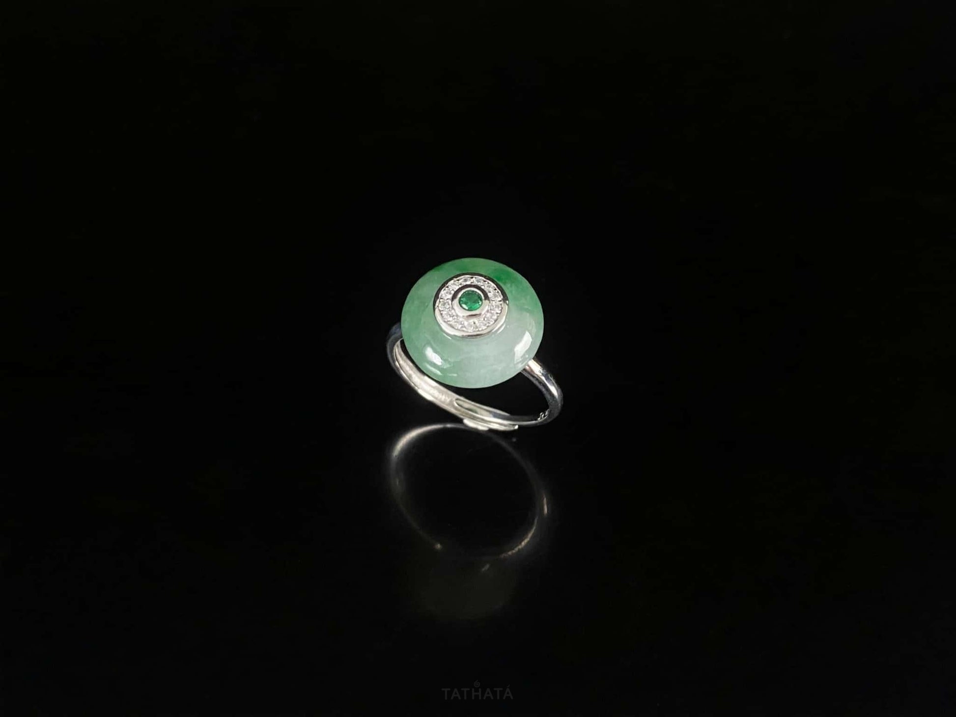 Misty Spring Green · Nature Burmese Jadeite Ring