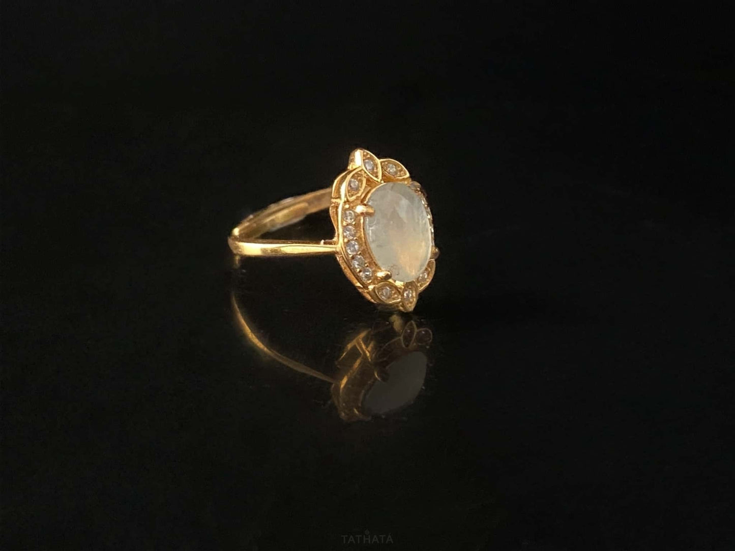 Gilded Icy White Cabochon · Nature Burmese Jadeite Ring