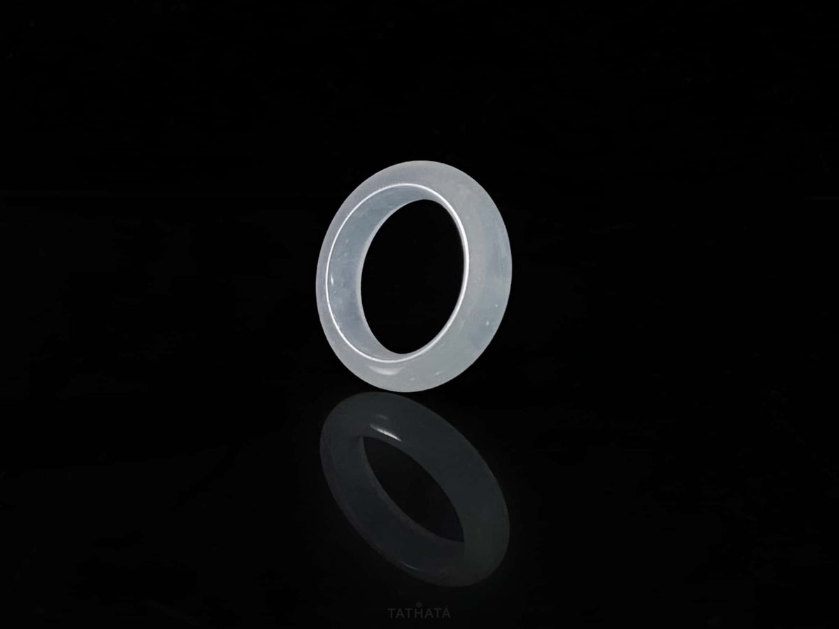 Frost Icy White · Nature Burmese Jadeite Ring (17mm)