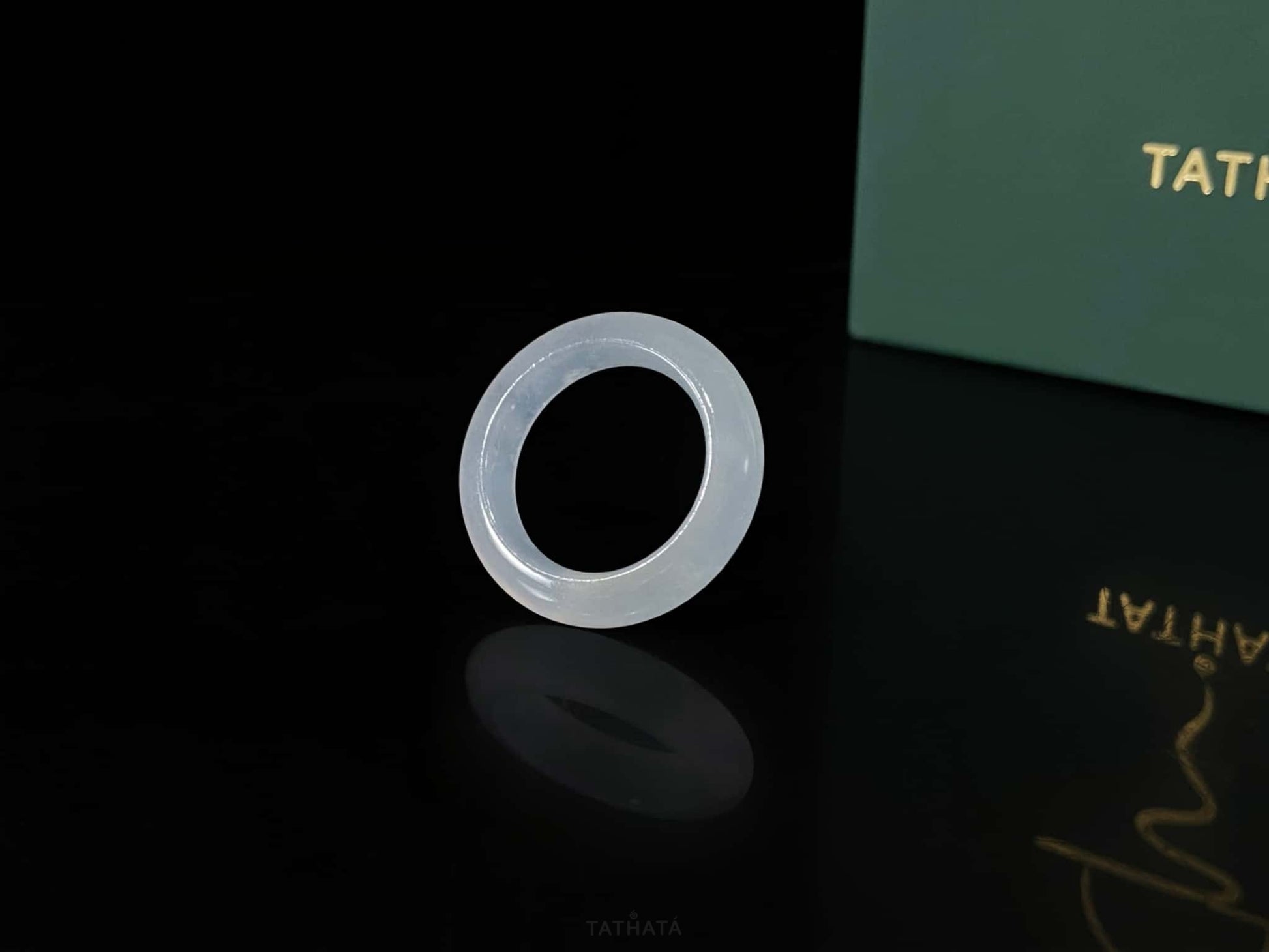 Frost Icy White · Nature Burmese Jadeite Ring (17mm)