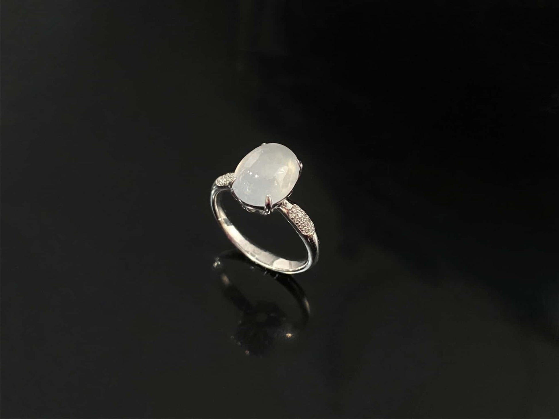 A moonlit ice cabochon jadeite ring.