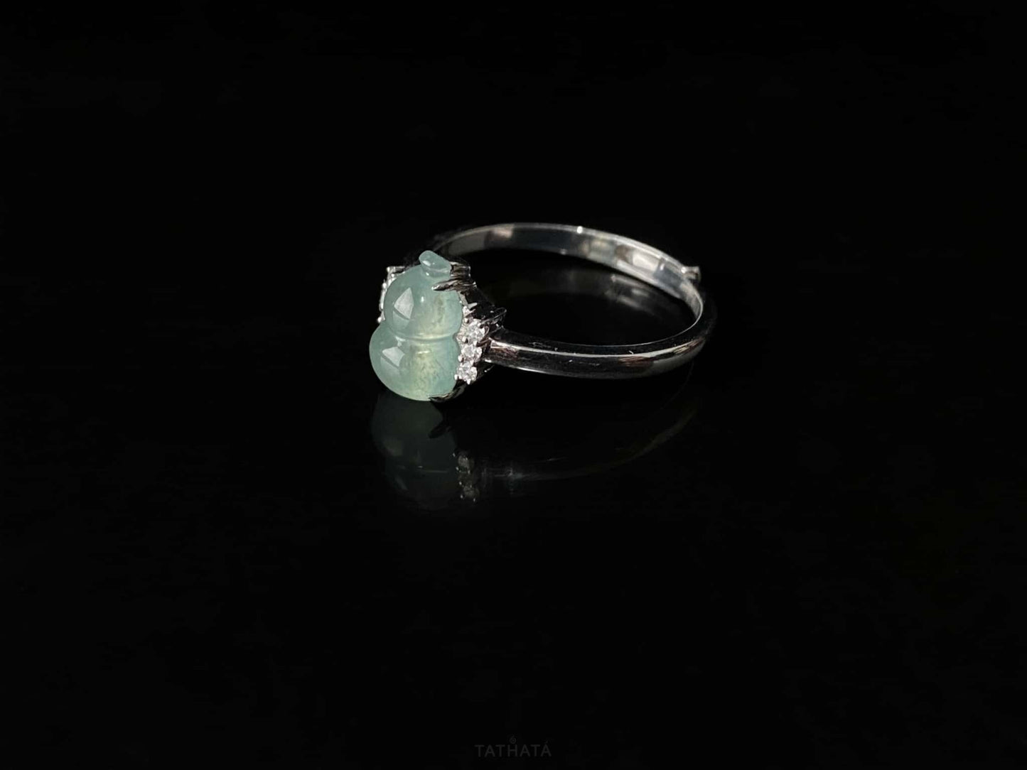 Misty Ravine Sky Water · Nature Burmese Jadeite Ring (18mm)