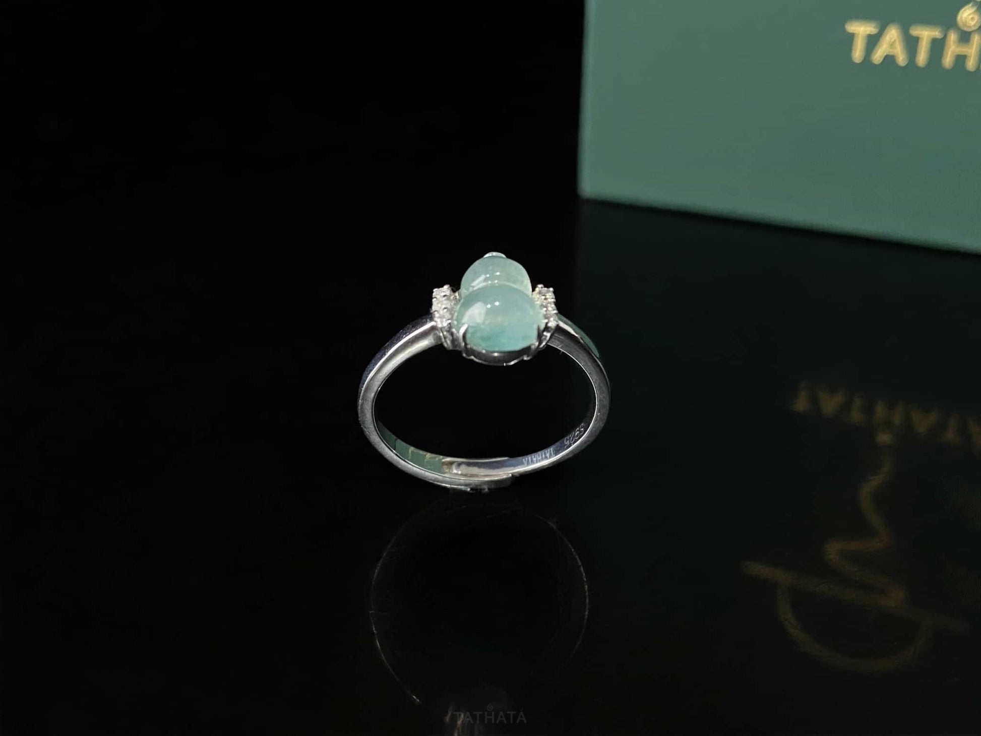 Misty Ravine Sky Water · Nature Burmese Jadeite Ring (18mm)