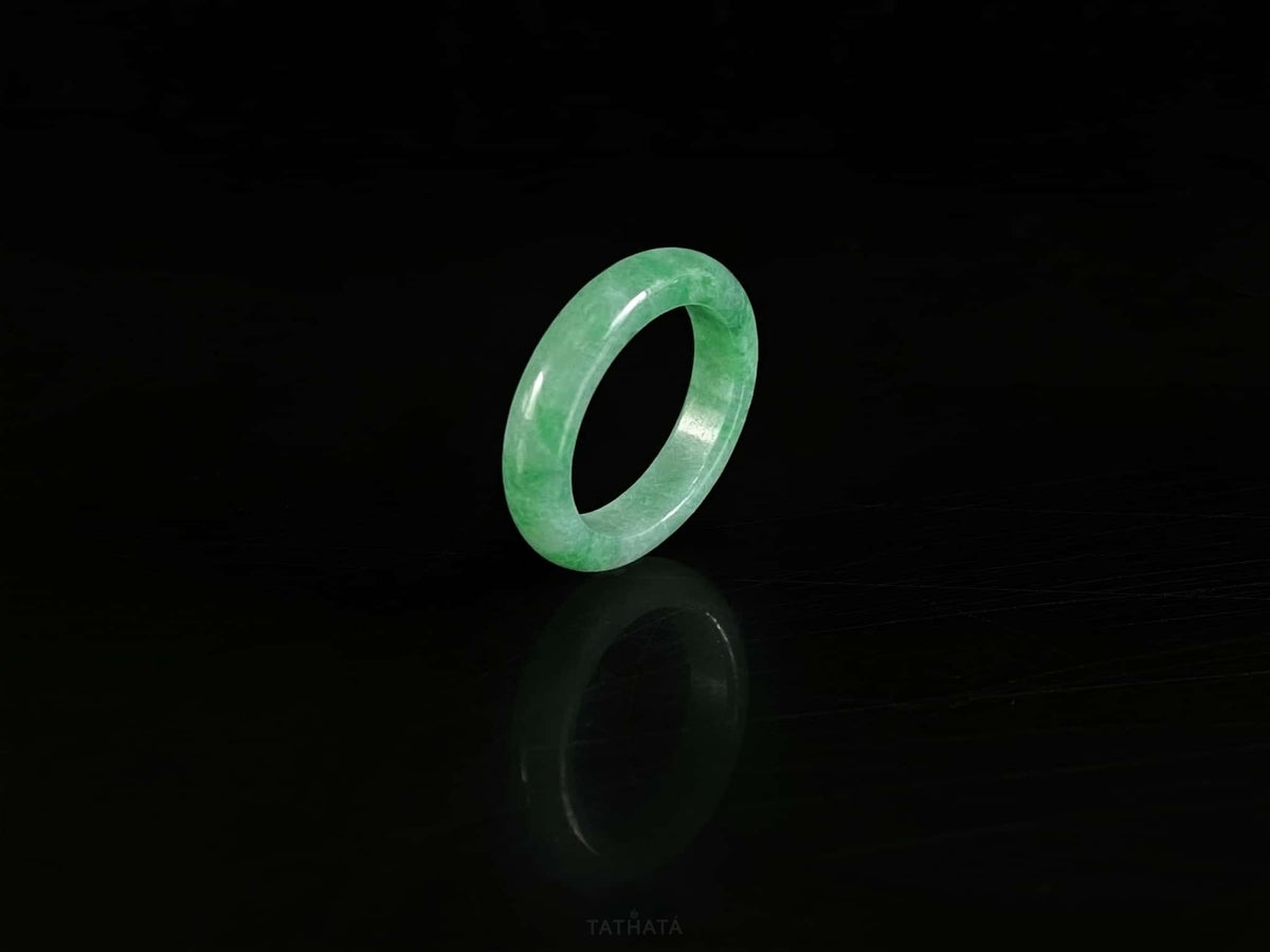 Premium Jadeite 🌳 Rich Grass Green Gentle Sheen · Nature Burmese Jadeite Ring