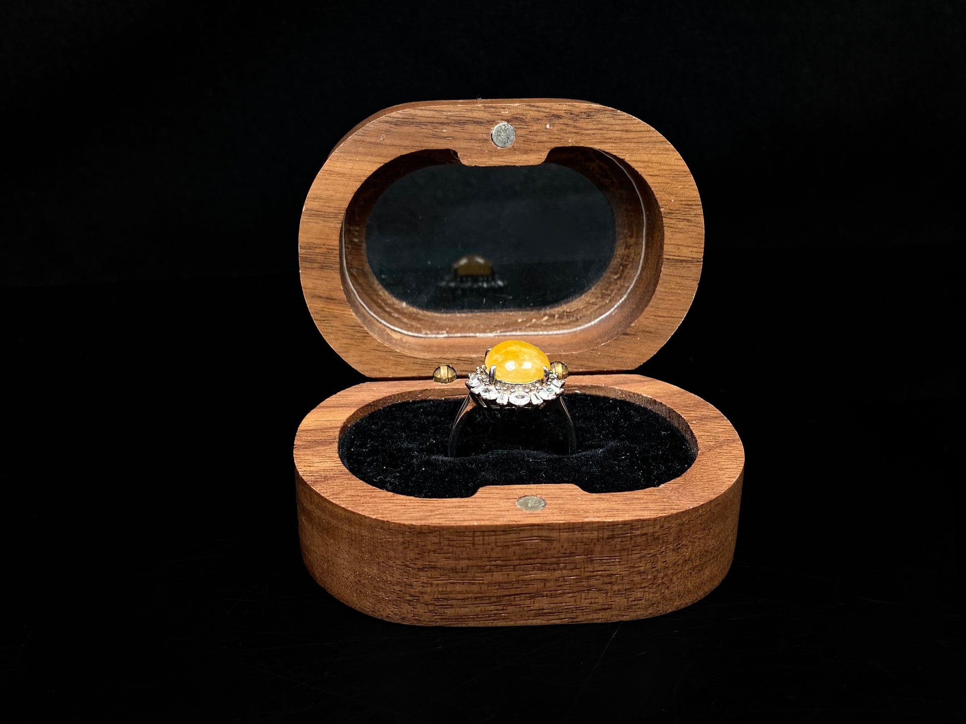 A honey sweet whisper jadeite ring.