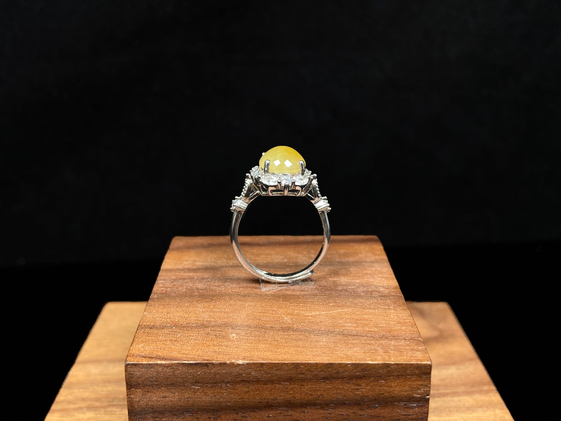 A ambered primrose gleam jadeite ring.