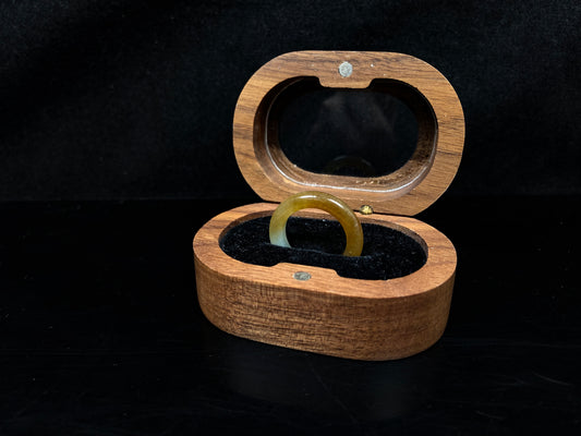 A honey golden soft gradient jadeite ring.