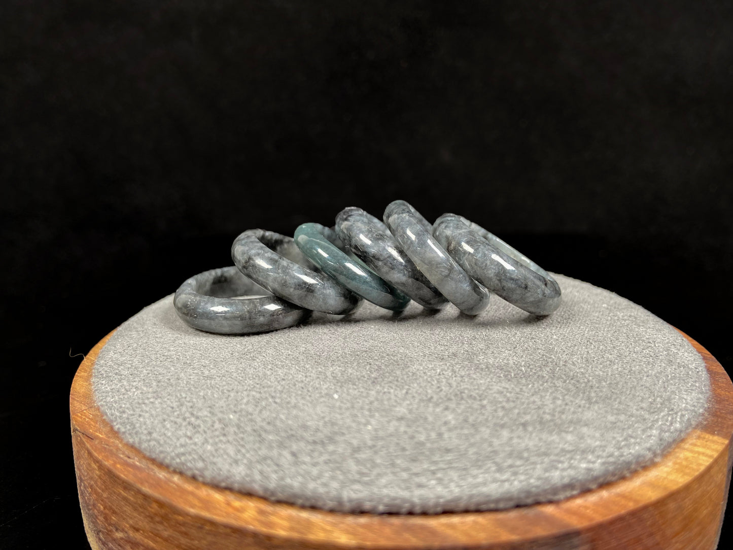 A hazy grey serenity jadeite ring group.