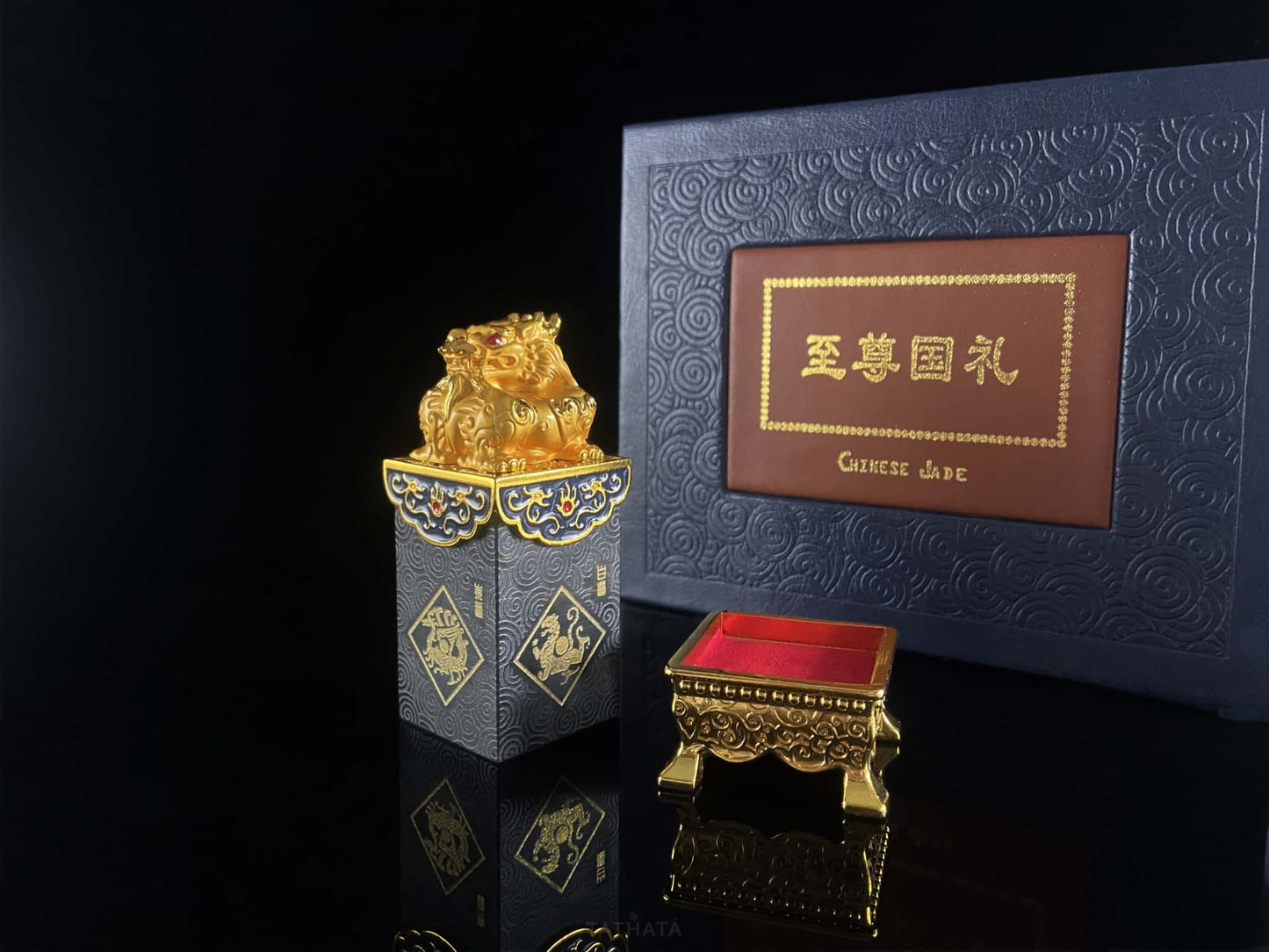 Golden Guardian Pixiu Seal · Nature Hetian Jade