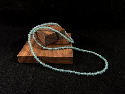 Apple Green Azure Lake Jade Strand Spiritual · Natural Guatemalan Jadeite Beads Bracelet