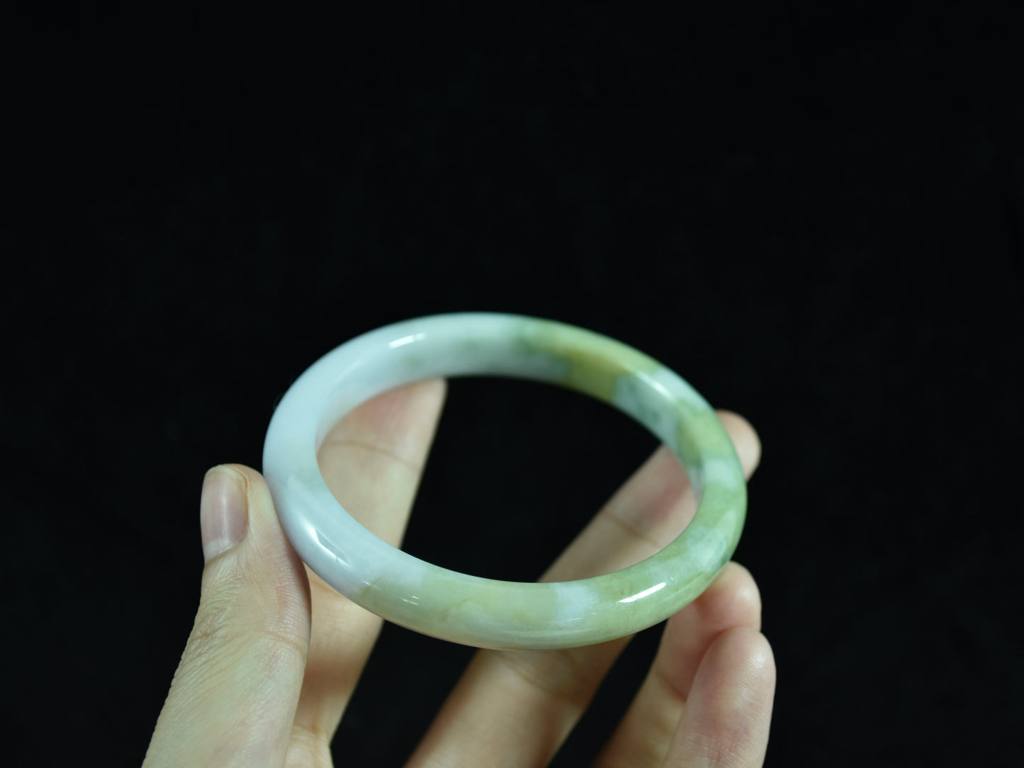 Golden Glow · Jadeite Peace Bangle with Yellow Hue (56mm)
