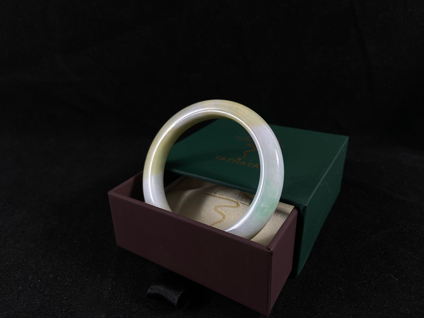 Honeylight · Jadeite Bangle（56mm）