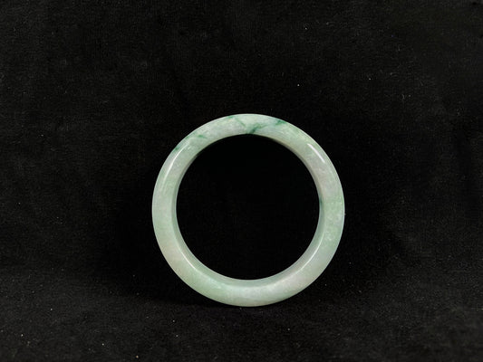 Lightweight  Stackable for Youthful Style · Burmese Jadeite Bangle(56mm)