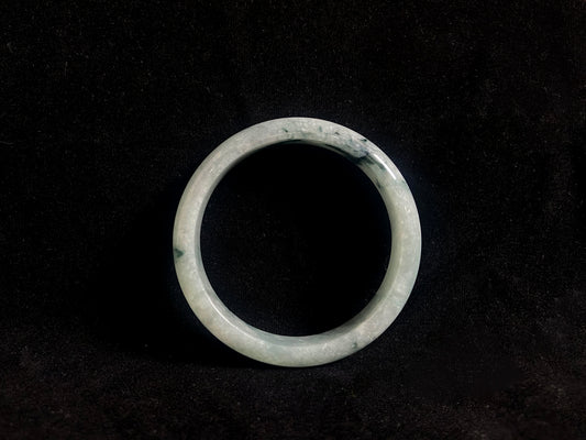 Ink Serenity · Jadeite Peace Bangle with Floating Green (61mm)