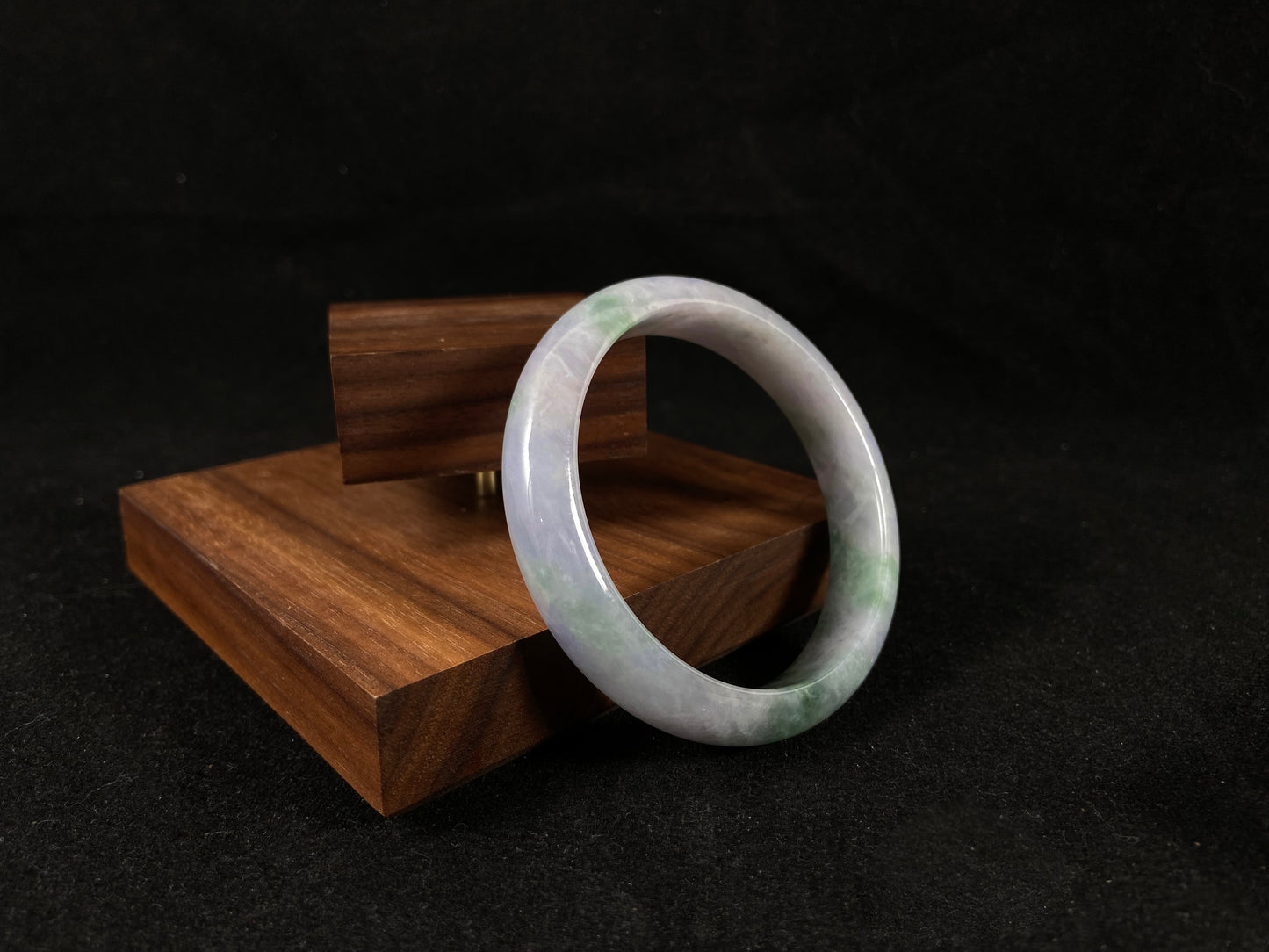 Apple Green Mist ·Jadeite Jade Peace Bangle (56mm)