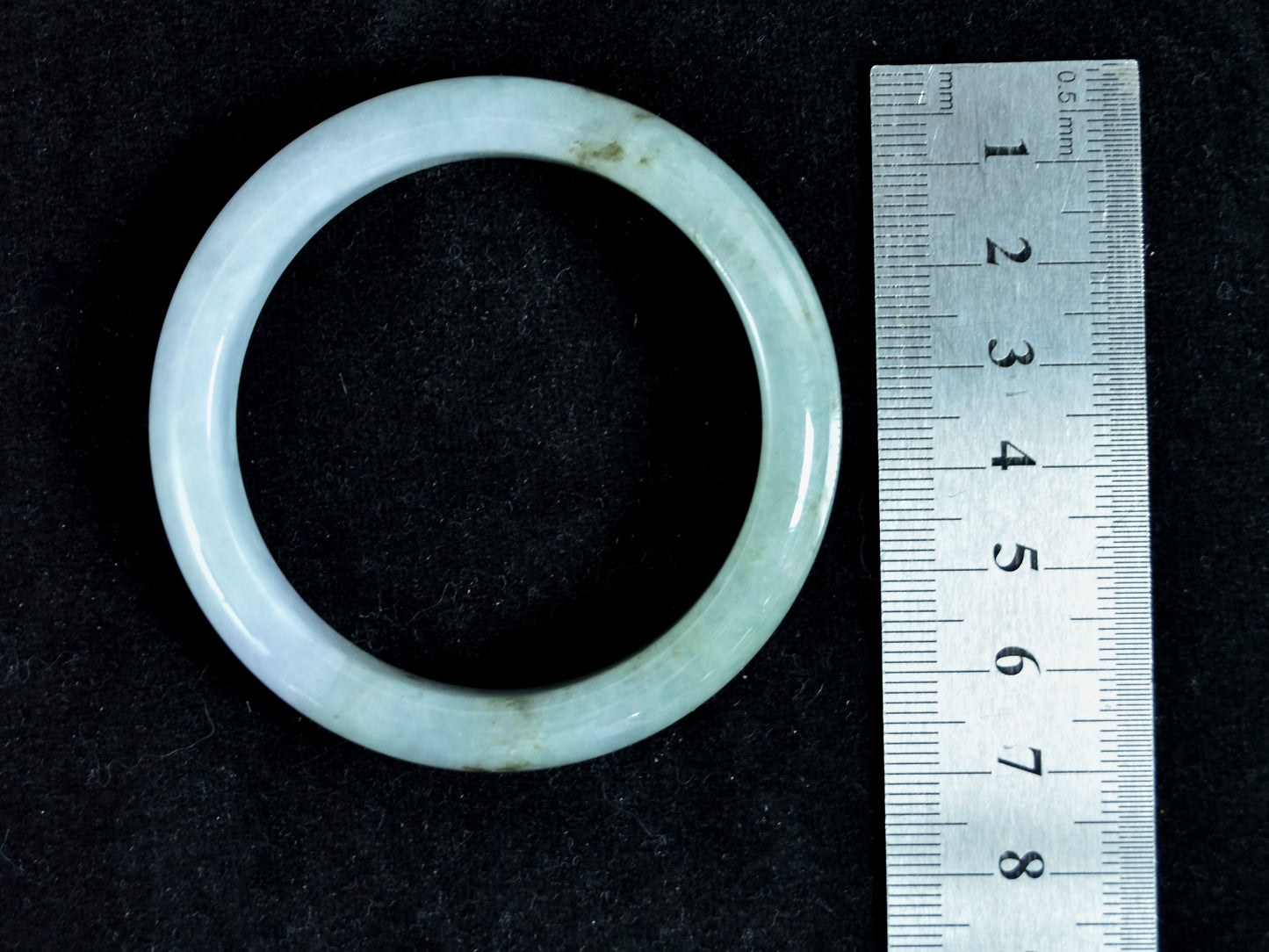 Mountain Trace · Jadeite Peace Bangle with Natural Markings (53mm)