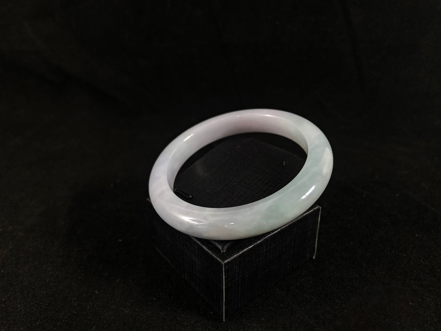 Ice  Clear Jade Moist  Plain Jadeite Bracelet, Peace and Good Fortune, Daily Versatile, Elegant Wrist Charm, Ideal Gift Choice Luxury