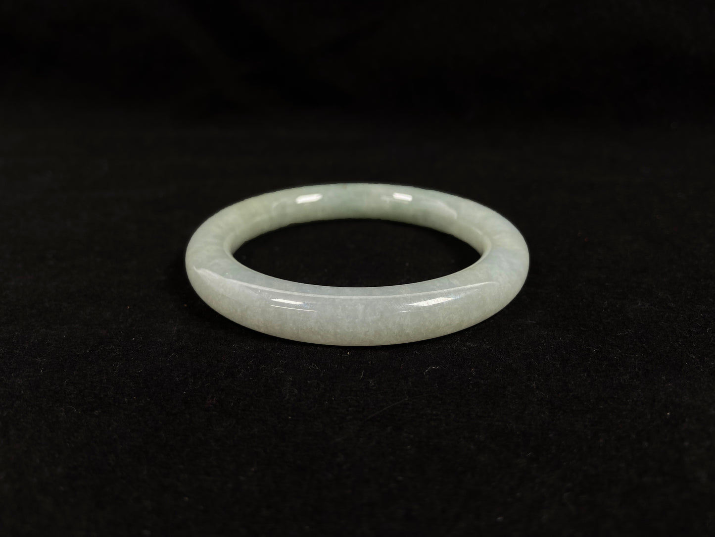 Ethereal Frosted Mint · Nature Burmese Jadeite Bangle (58mm)