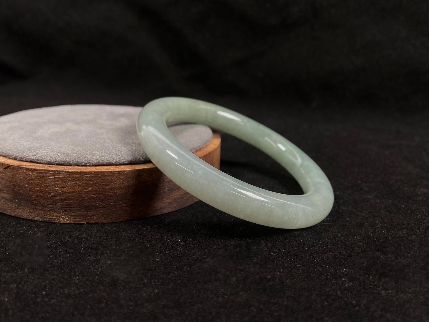 Ethereal Frosted Mint · Nature Burmese Jadeite Bangle (58mm)