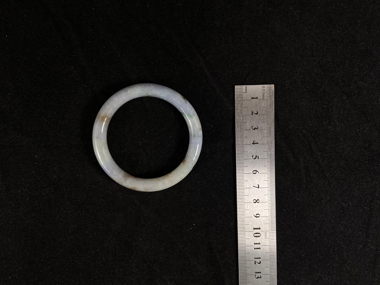 Bangle and ruler: precise size display