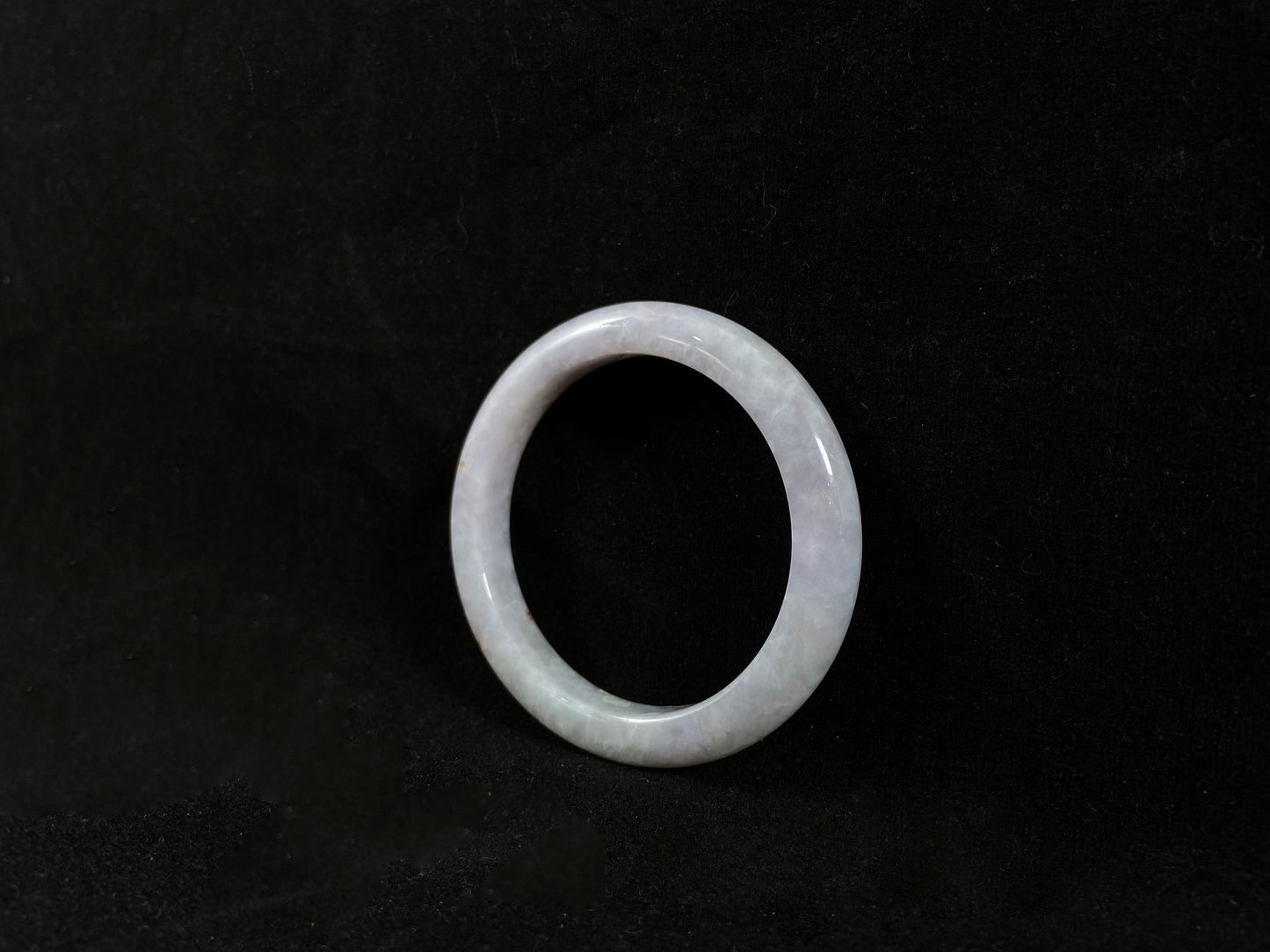 Expert Craftsmanship Love Symbol · Burmese Jadeite Bangle (57.6mm)