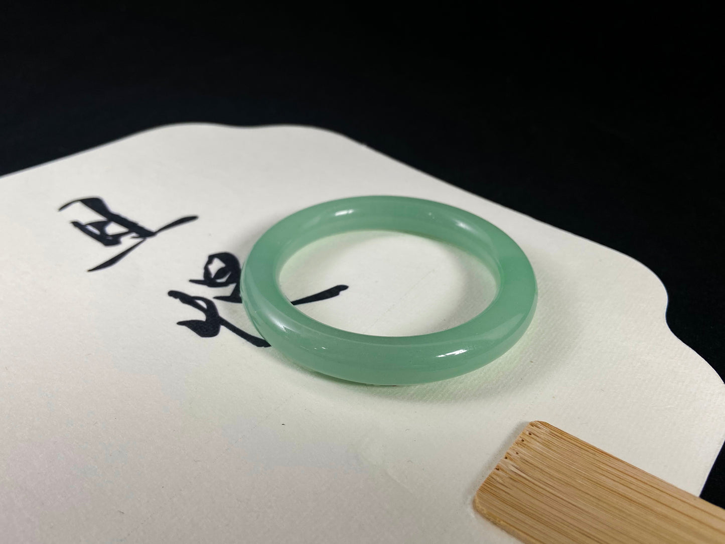 Apple Green Jadeite Bangle (55mm)