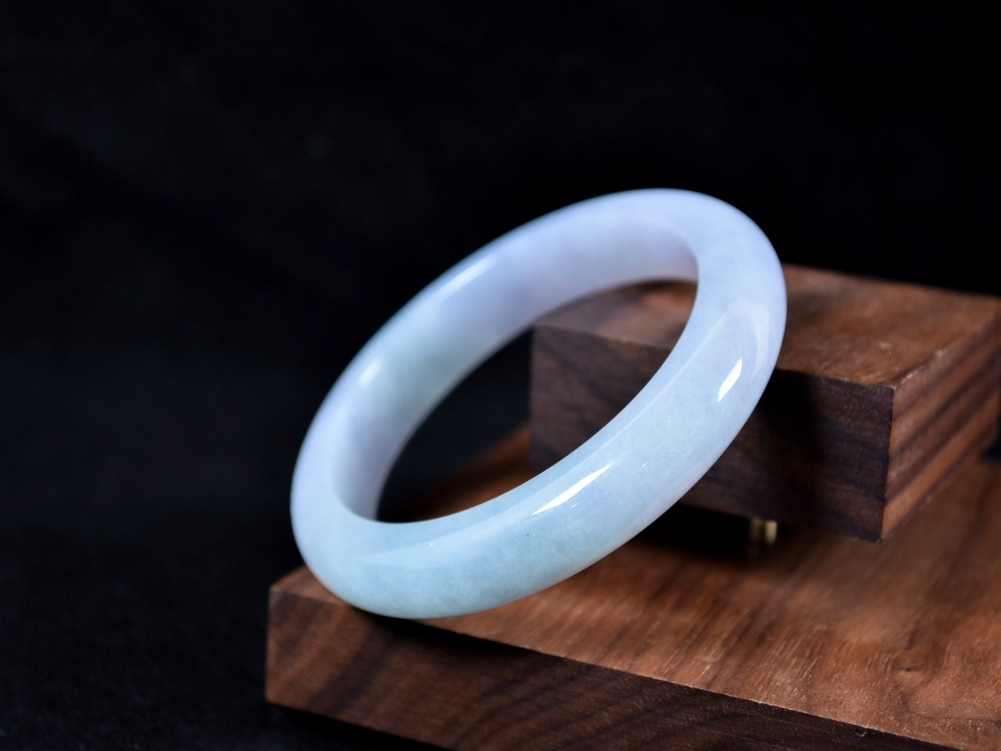 Silent Blessing · Lavender Jadeite Bangle