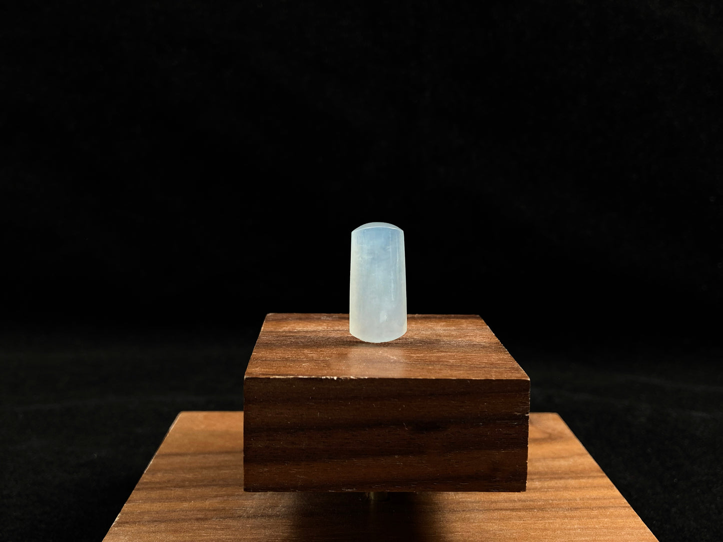 An icy smooth "Wu Shi Zhu" jadeite pillar.