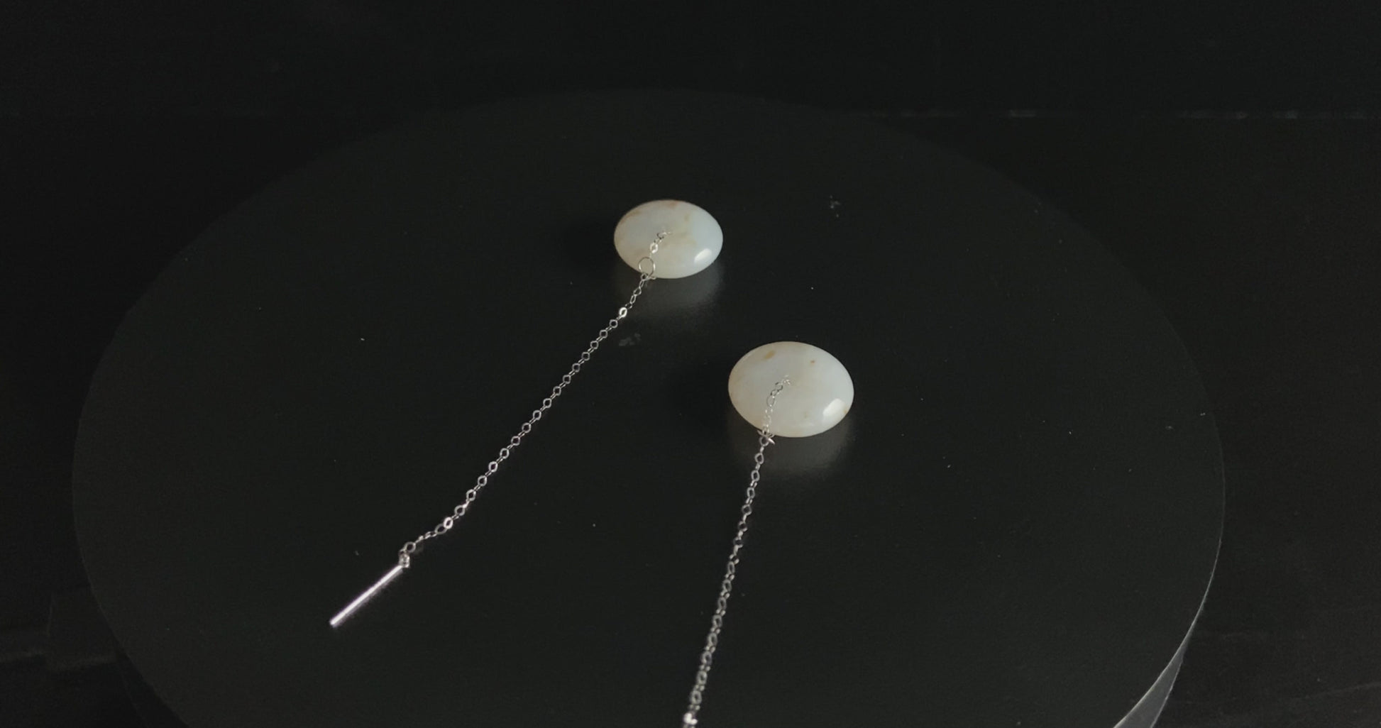Frost White Splash Gold · Nature Burmese Jadeite Earring