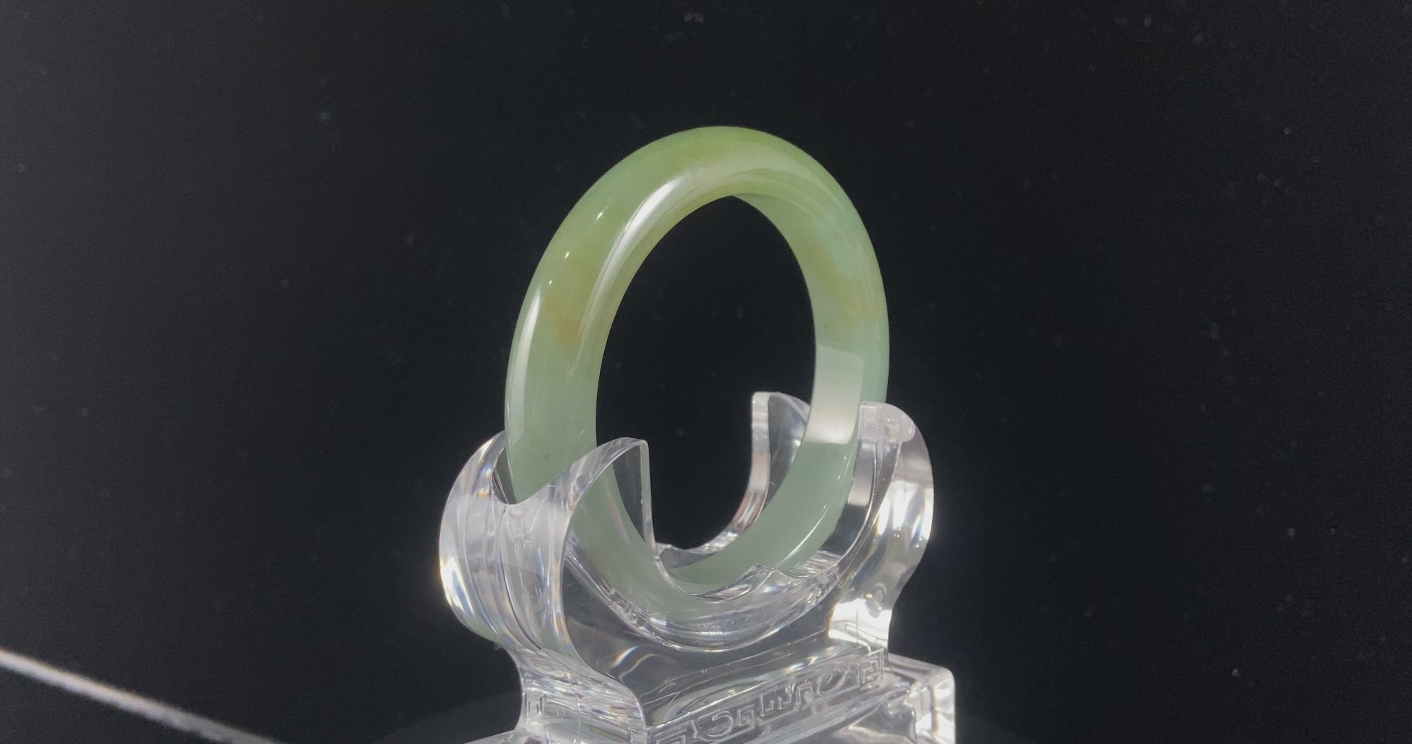 Green Clad Mist Veiled Ravine · Nature Burmese Jadeite Peace Bangle (58mm)