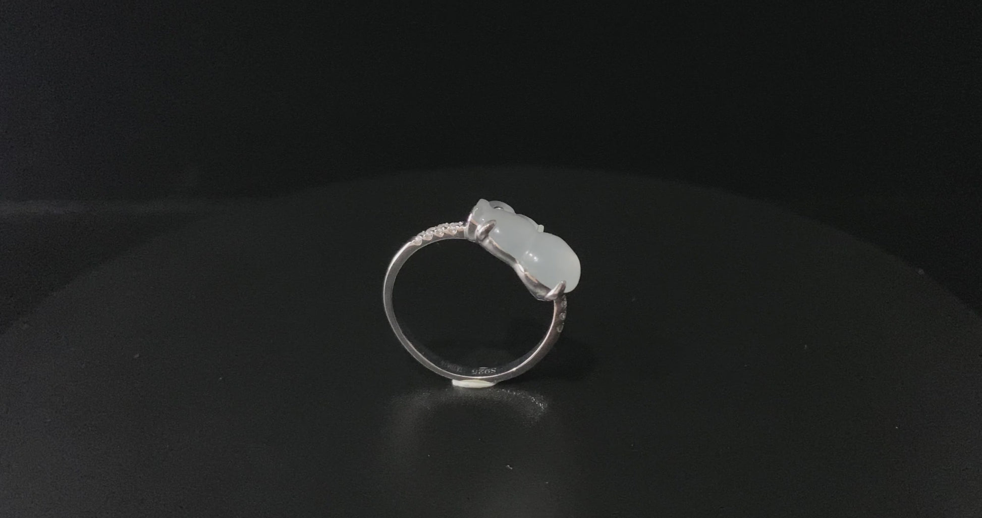 Icy-Type Gourd · Nature Burmese Jadeite Ring