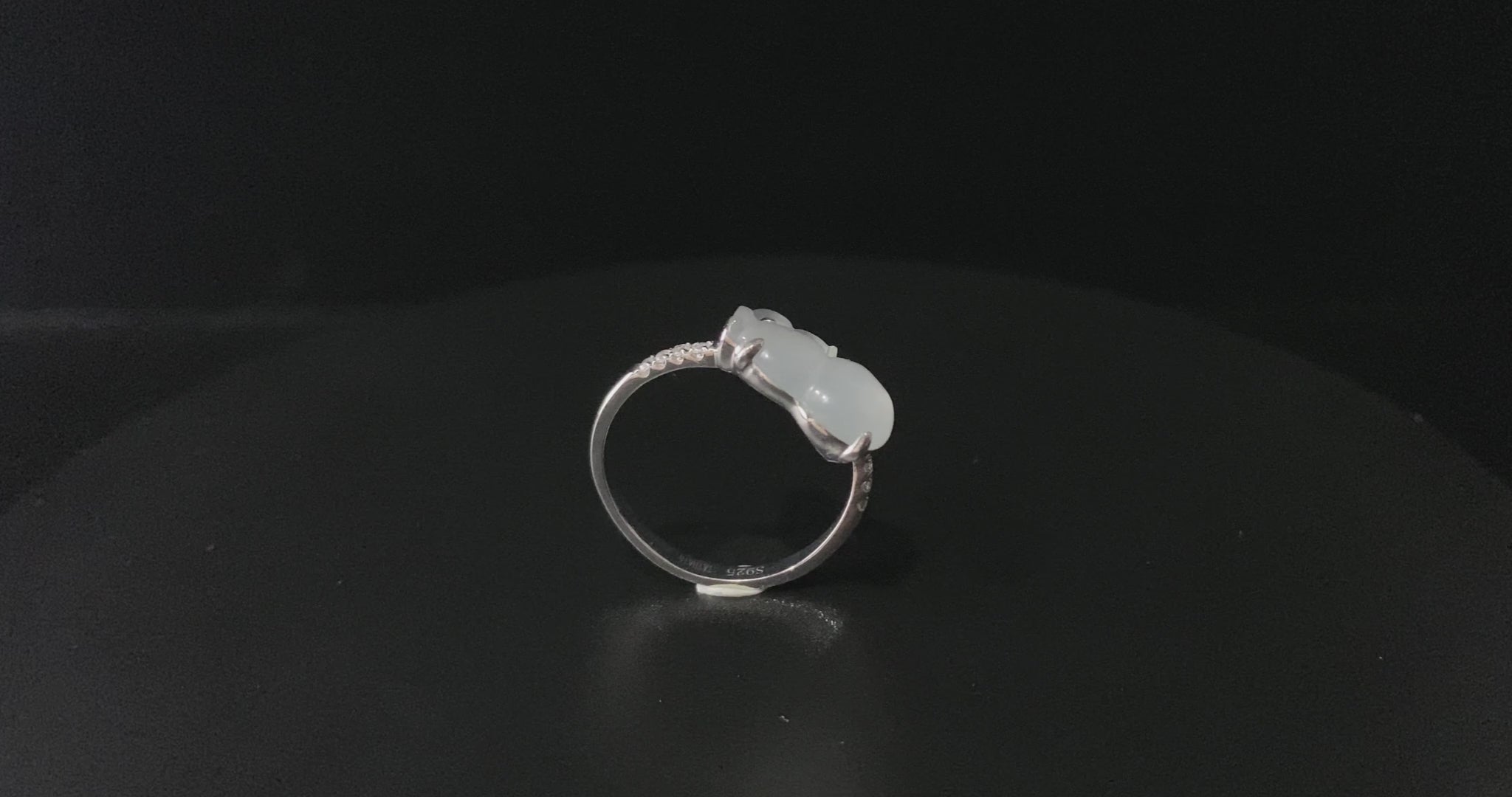 Icy-Type Gourd · Nature Burmese Jadeite Ring