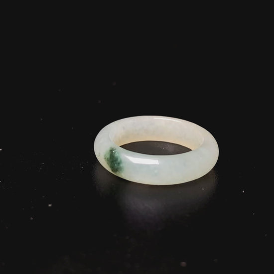 A misty green spot jadeite ring.