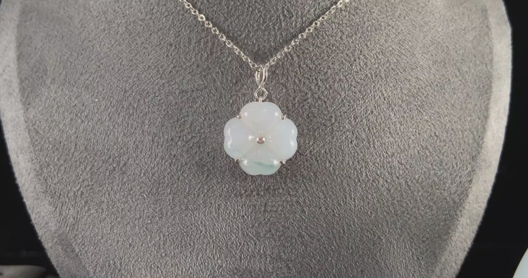 Mist Ice Four-leaf Clover · Natural Burmese Jadeite Set