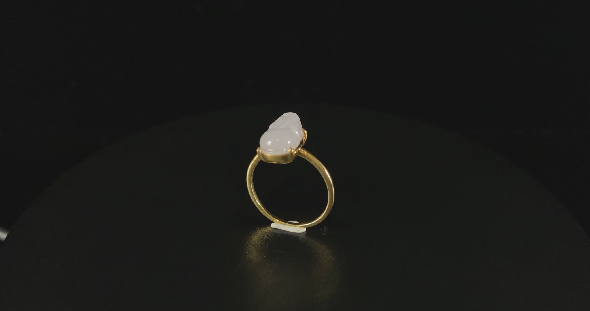 Icy White Pixiu Gold Mount · Nature Burmese Jadeite Ring (17mm)
