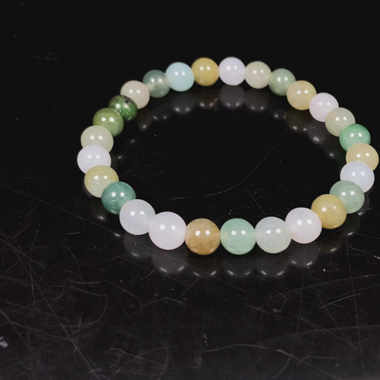 A pastel green mix jadeite beads bracelet.