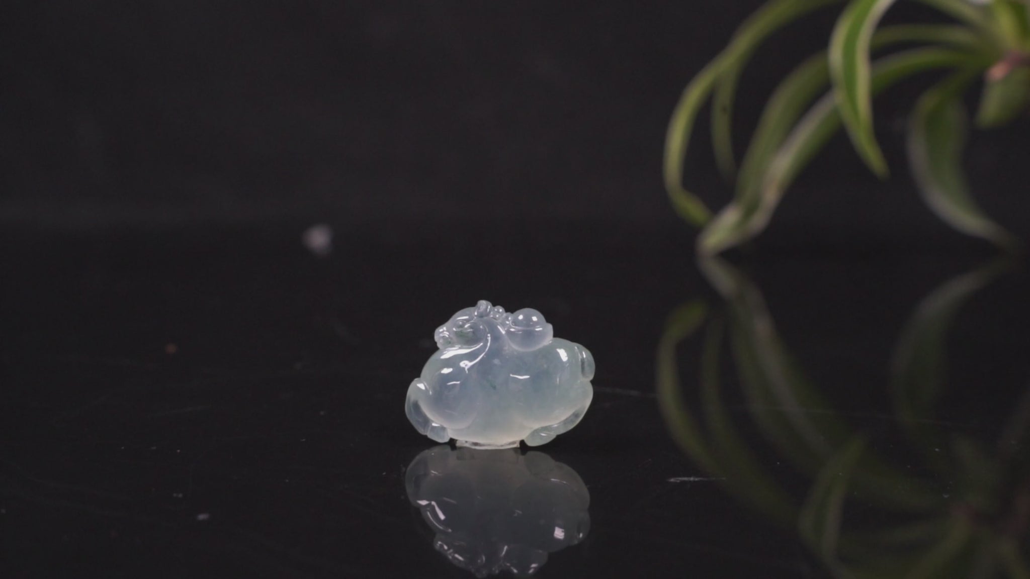 A icy translucent white horse loose jadeite.