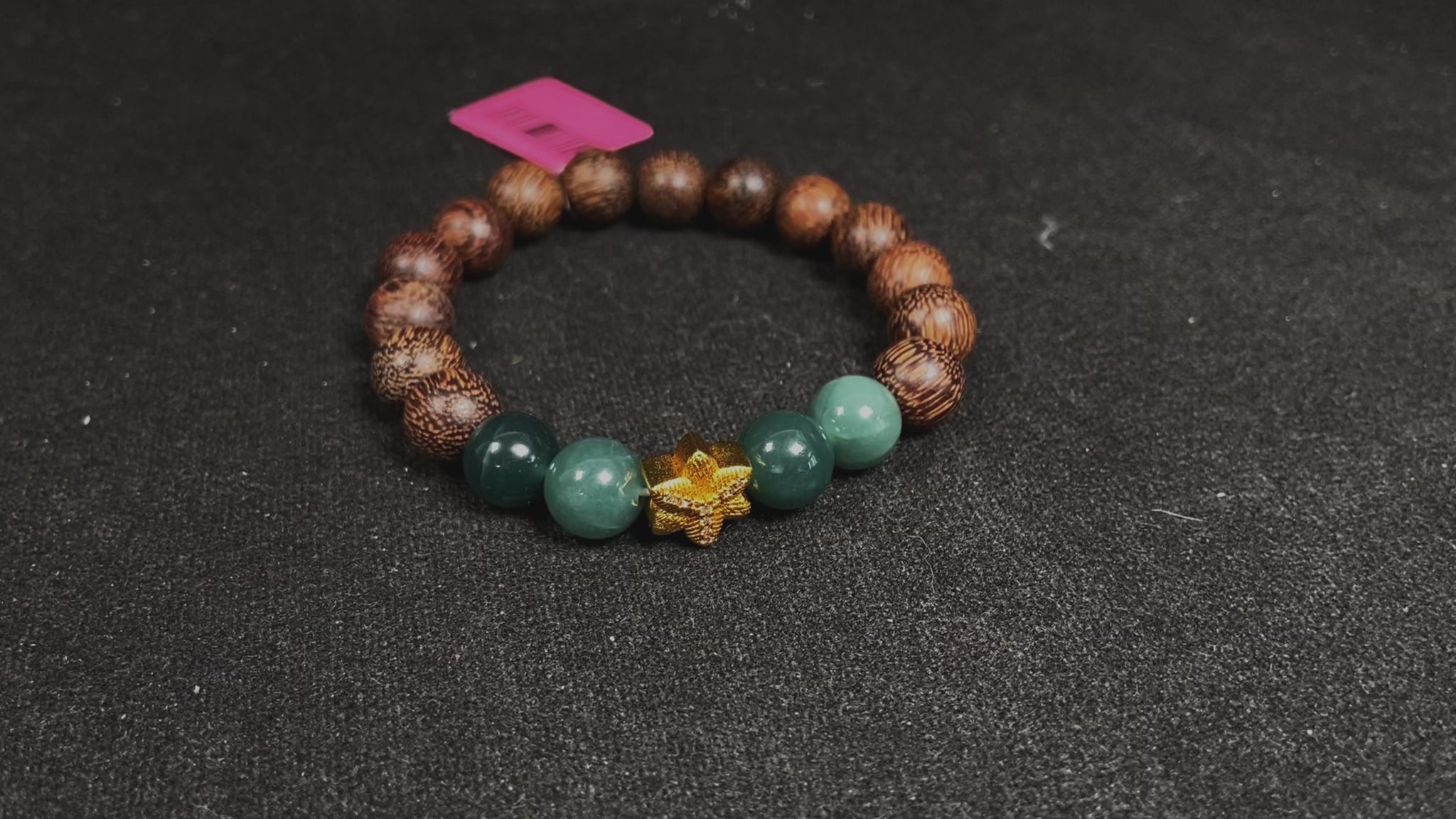 A golden star’s fortune blue bead jadeite brown agarwood bracelet.
