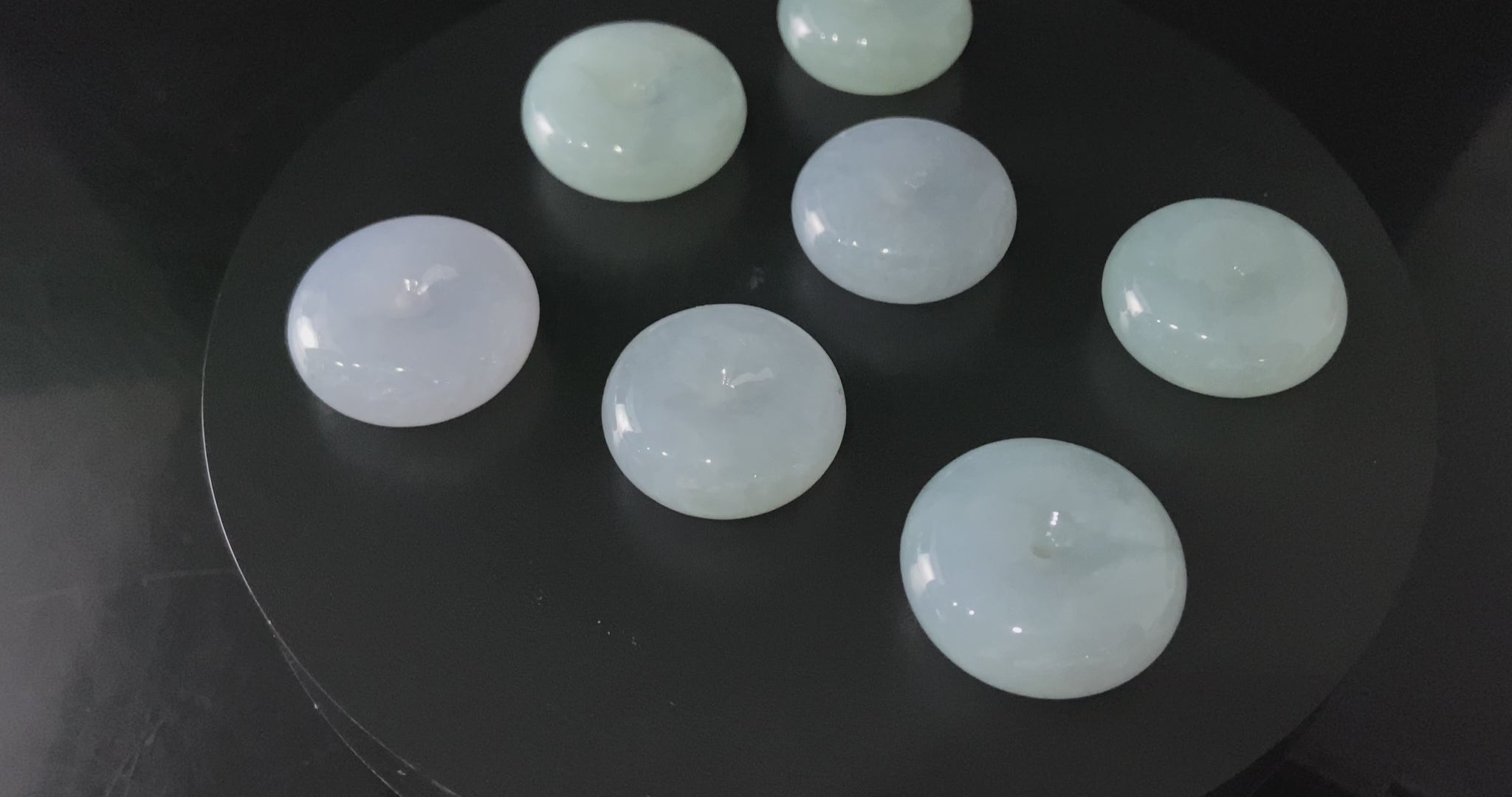 Frosty Water Green Peace Buckle · Nature Burmese Loose Jadeite