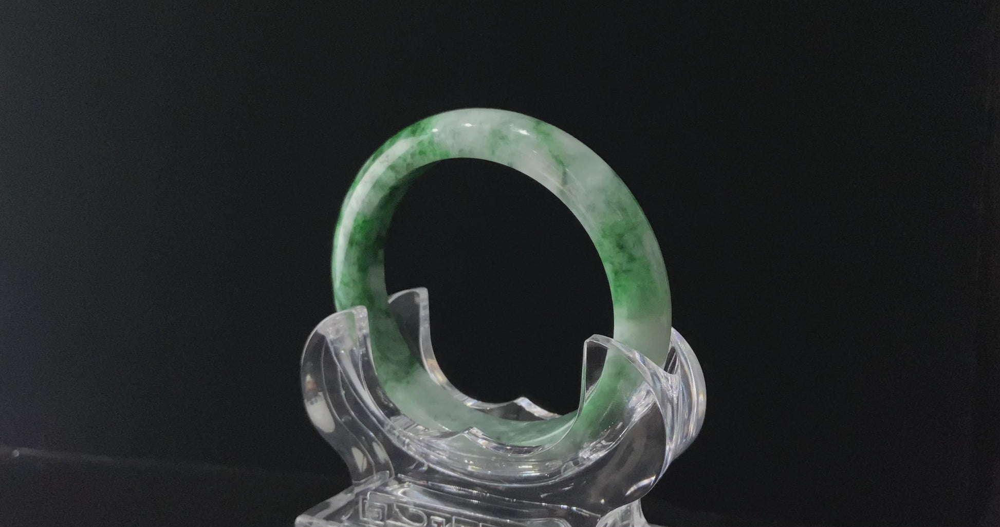 A azure dragon white tiger bangle jungle green cloud vein peace bangle.