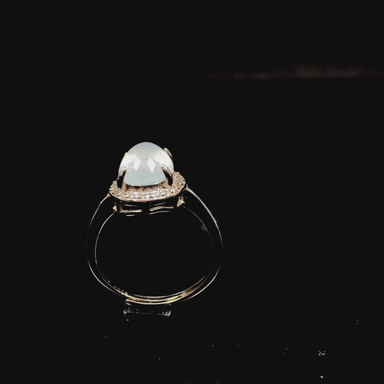 A frosted white luster jadeite ring.