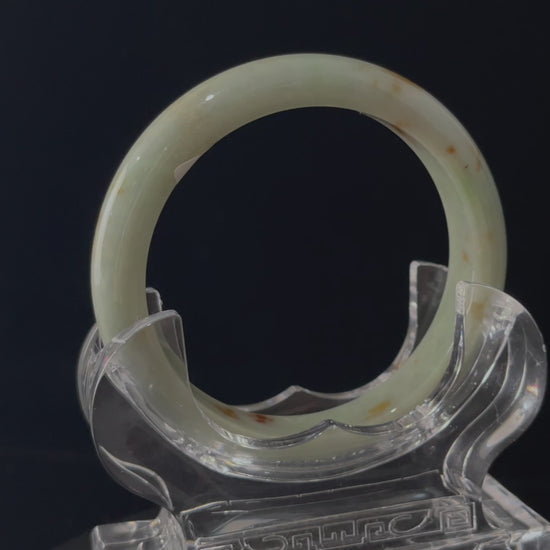 Cloud With Scattered Red Dots · Nature Burmese Jadeite Peace Bangle
