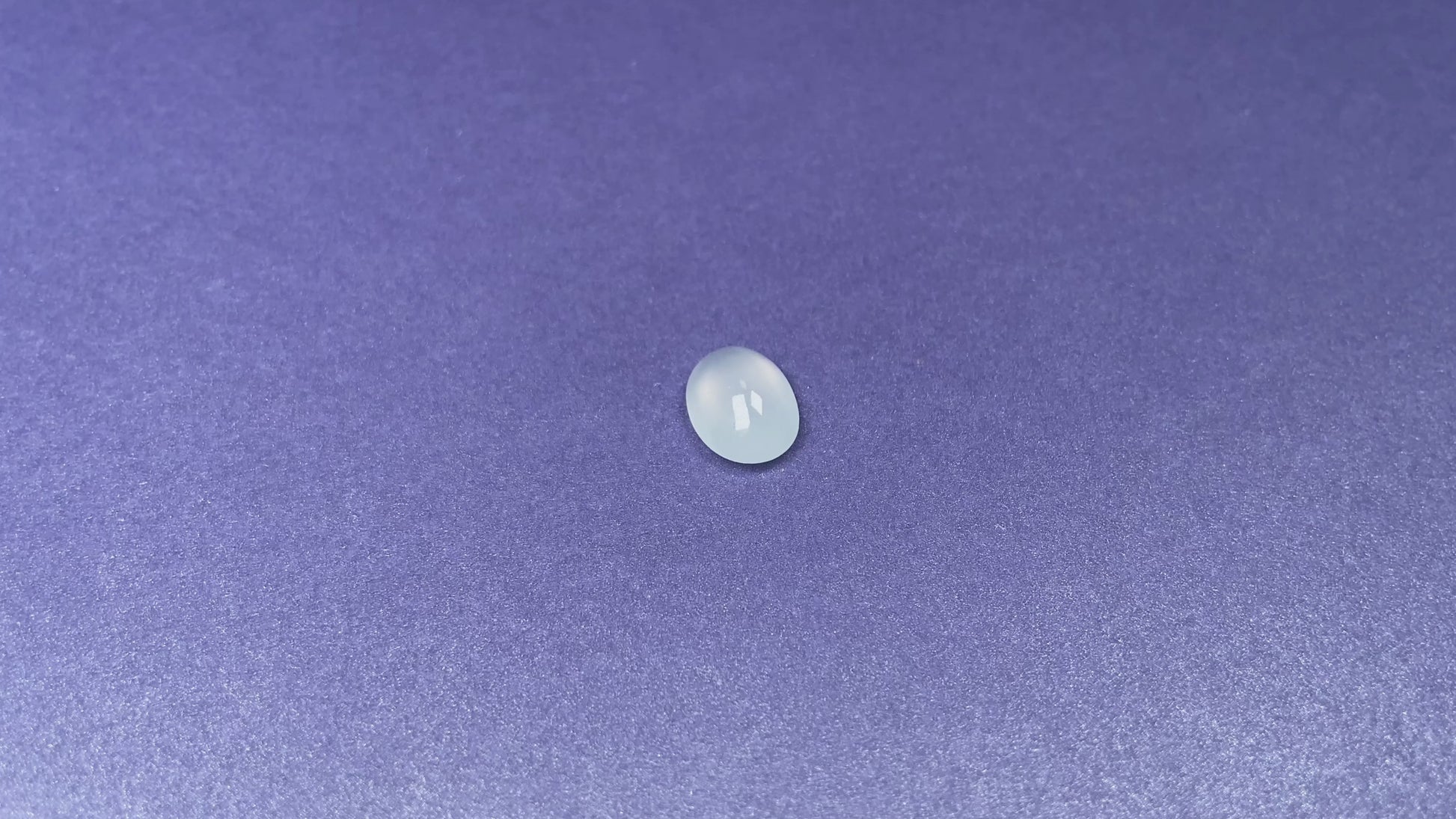 A clear frost icy loose jadeite.
