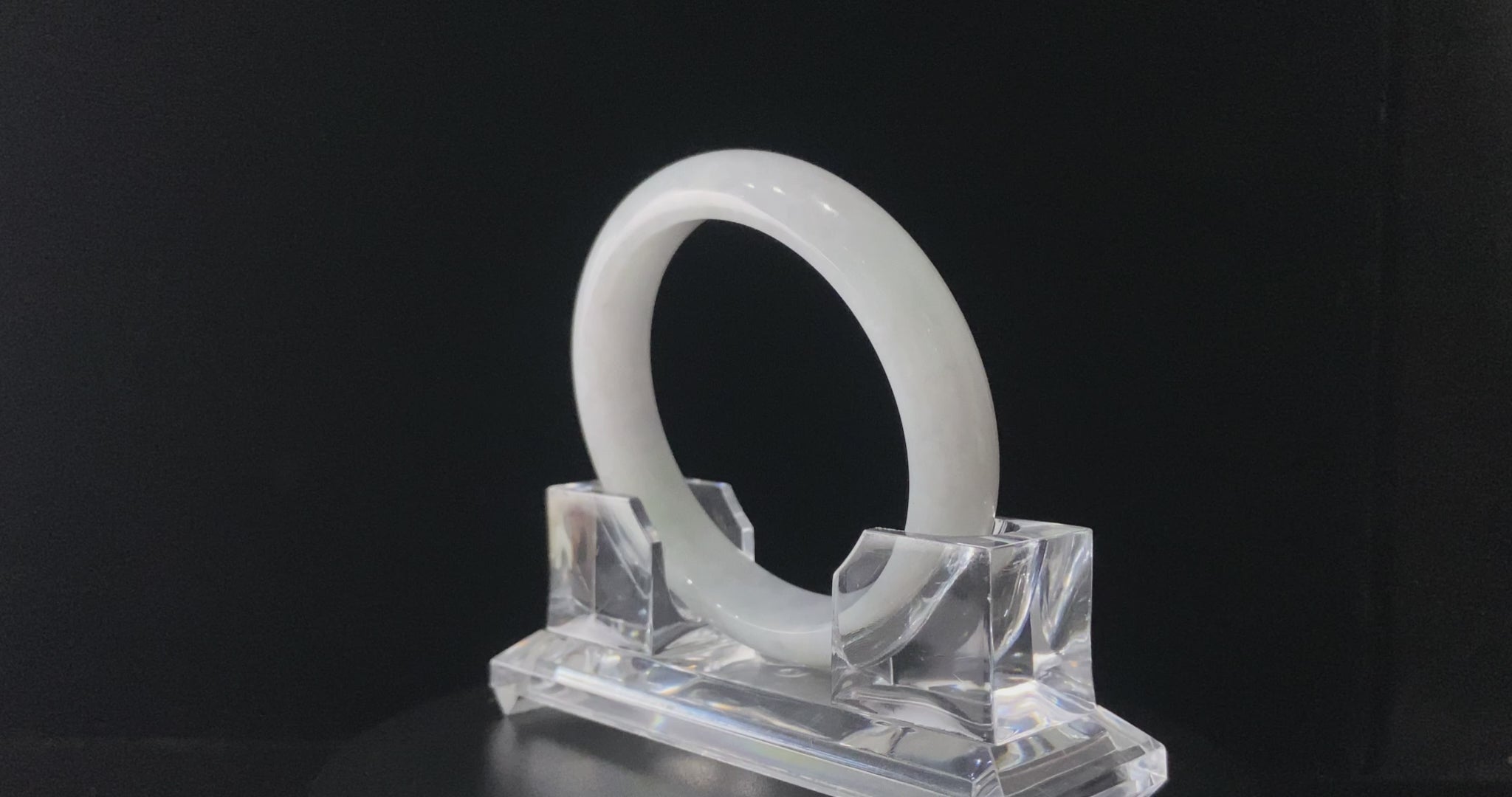 Mist-Moon White · Nature Burmese Jadeite Peace Bangle