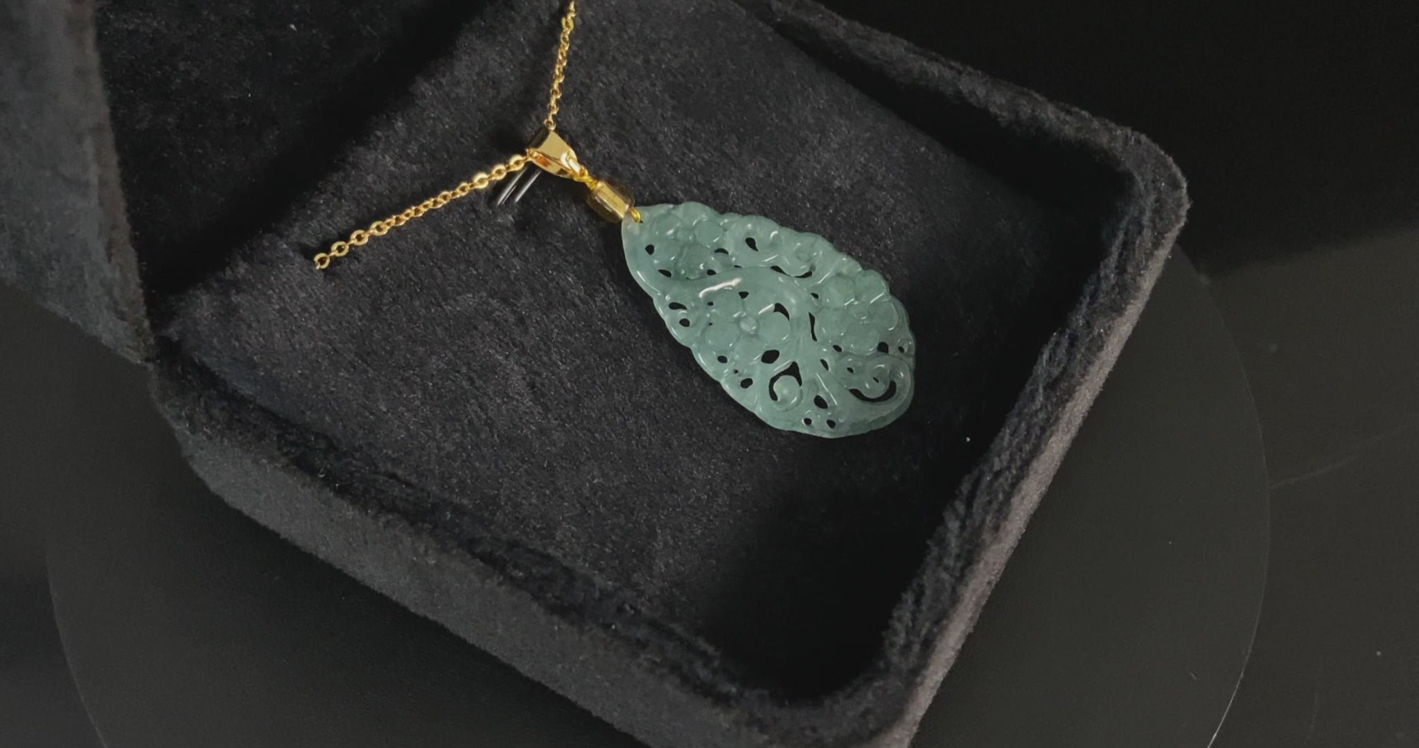 Celestial Lake Floral · Nature Guatemalan Jadeite Pendant