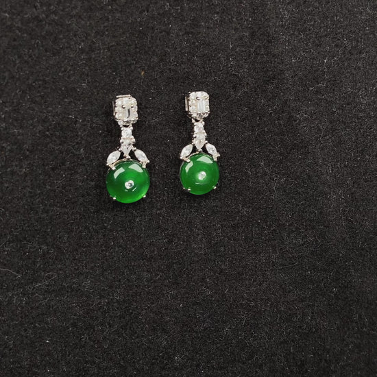 Lucky green buckle jadeite earrings.