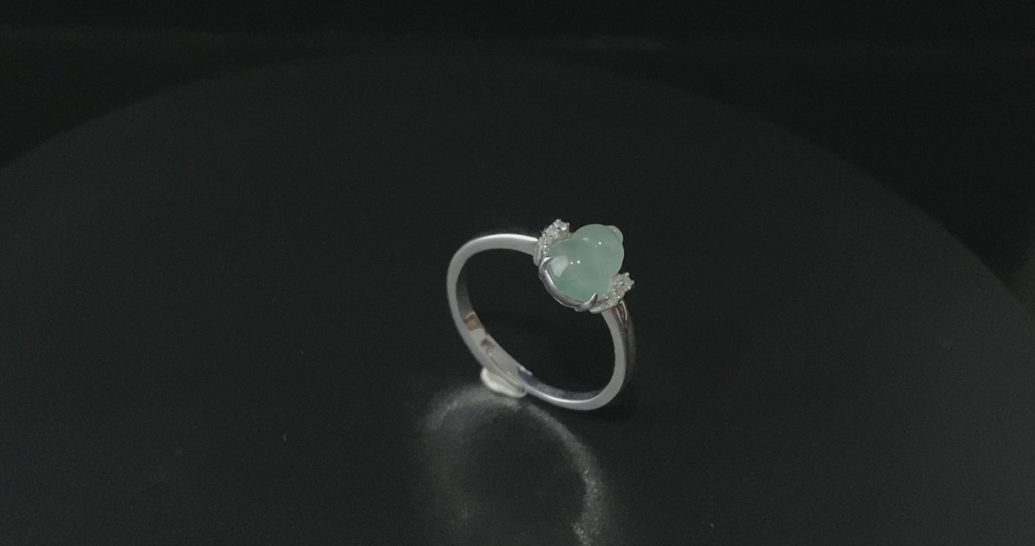 Misty Ravine Sky Water · Nature Burmese Jadeite Ring (18mm)