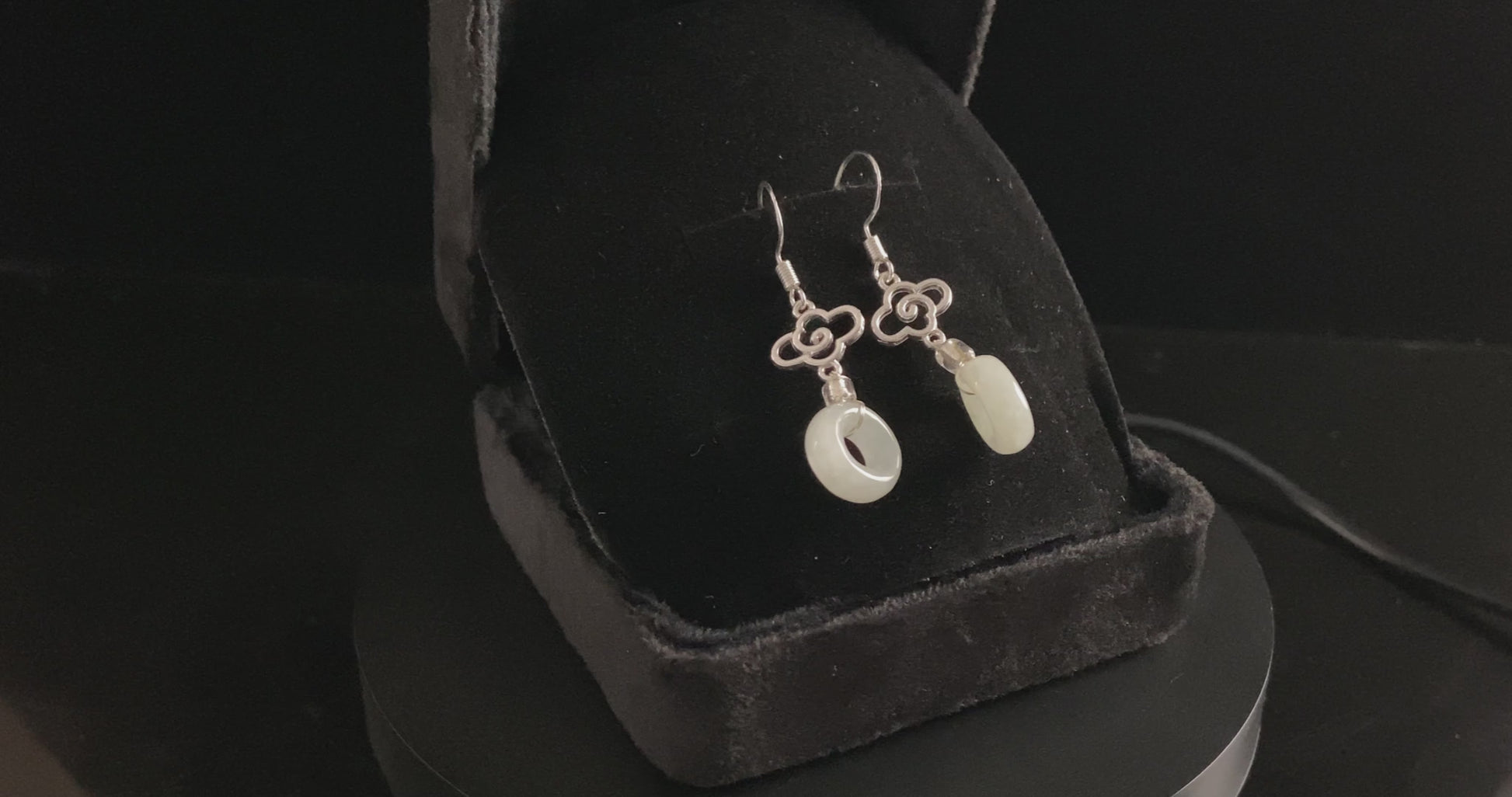 Clear Pure white · Nature Burmese Jadeite Earring